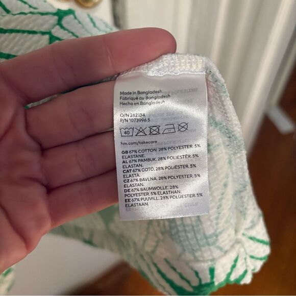 Green and White NWT H&M Patterned smocked babydoll summer med‎ Dress - Picture 5 of 5